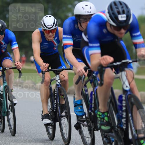21.06.2025 - 27. Vierlanden-Triathlon H.Heesch http://msf.ph/oto/8001666 15.06.2025 12:38:51 Radfahren 1039, 1040, 1042, 1043, 1044, 1045, 1046, 1047, 1048 meine-sportfotos.de