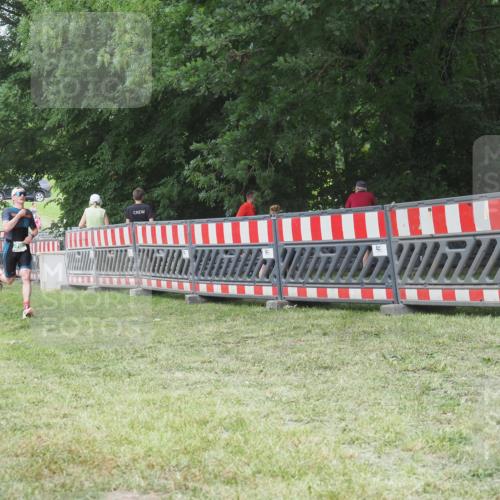 21.06.2025 - 27. Vierlanden-Triathlon KatJ http://msf.ph/oto/8001706 15.06.2025 12:55:50 Ziel 707, 875 meine-sportfotos.de