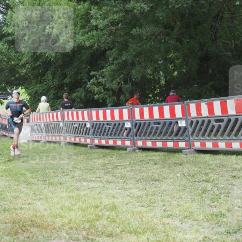 21.06.2025 - 27. Vierlanden-Triathlon KatJ http://msf.ph/oto/8001721 15.06.2025 12:55:50 Ziel 707, 875 meine-sportfotos.de