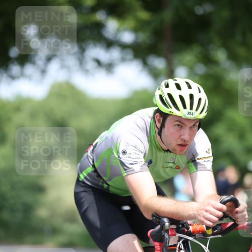 15.06.2025 - 7 Türme Triathlon Yannick Fuchs http://msf.ph/oto/8001740 15.06.2025 12:29:05 Radfahren 353 meine-sportfotos.de
