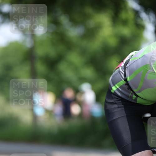 15.06.2025 - 7 Türme Triathlon Yannick Fuchs http://msf.ph/oto/8001751 15.06.2025 12:29:05 Radfahren 353 meine-sportfotos.de