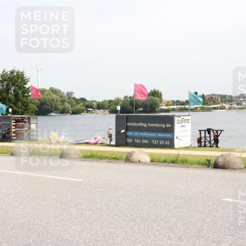 21.06.2025 - 27. Vierlanden-Triathlon H.Heesch http://msf.ph/oto/8001864 15.06.2025 11:46:30 Radfahren 640, 805 meine-sportfotos.de