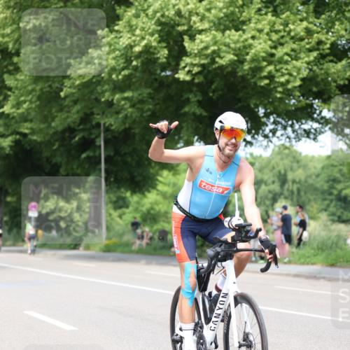 15.06.2025 - 7 Türme Triathlon Yannick Fuchs http://msf.ph/oto/8001903 15.06.2025 13:15:59 Radfahren 213, 236, 258, 326, 368, 418, 487, 565, 645, 781, 903 meine-sportfotos.de