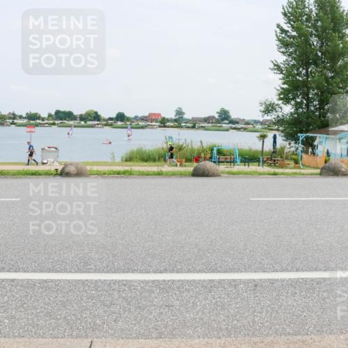 21.06.2025 - 27. Vierlanden-Triathlon H.Heesch http://msf.ph/oto/8001905 15.06.2025 12:38:46 Radfahren 792, 863, 929, 1040, 1042, 1043 meine-sportfotos.de