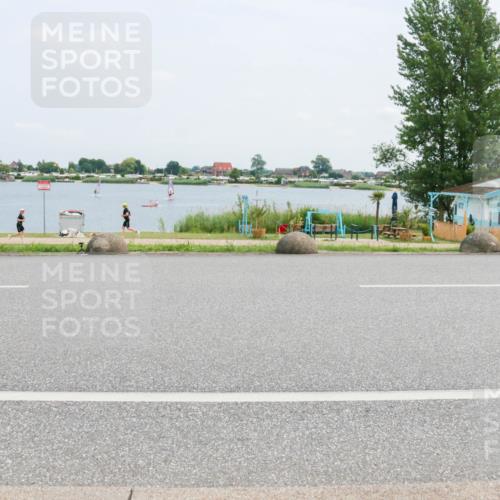 21.06.2025 - 27. Vierlanden-Triathlon H.Heesch http://msf.ph/oto/8001926 15.06.2025 12:38:48 Radfahren 792, 863, 1039, 1040, 1042, 1043, 1044, 1046 meine-sportfotos.de