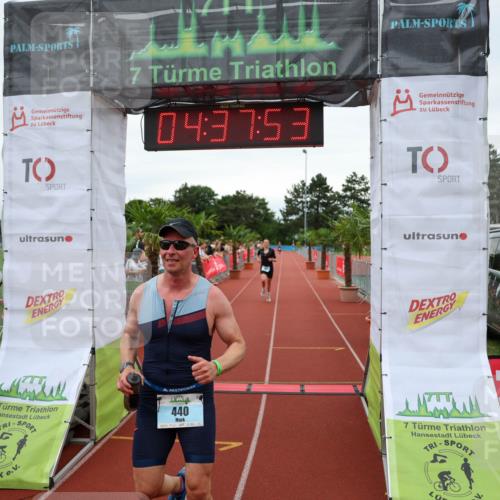 15.06.2025 - 7 Türme Triathlon Michael Strokosch http://msf.ph/oto/8002021 15.06.2025 14:37:52 Ziel 353, 440, 662, 1170 meine-sportfotos.de