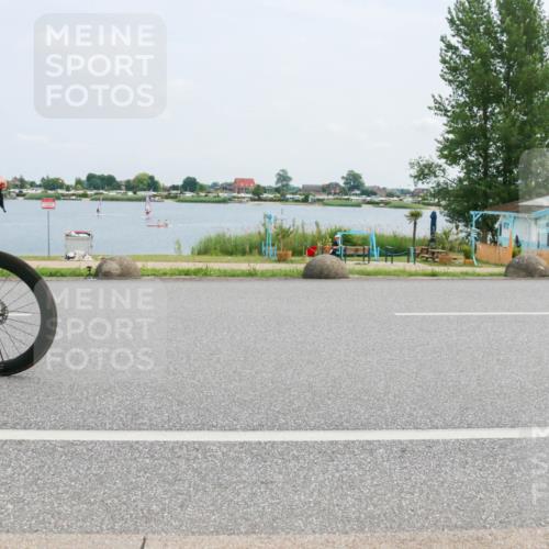 21.06.2025 - 27. Vierlanden-Triathlon H.Heesch http://msf.ph/oto/8002033 15.06.2025 12:38:52 Radfahren 1039, 1040, 1042, 1043, 1044, 1045, 1046, 1047, 1048 meine-sportfotos.de