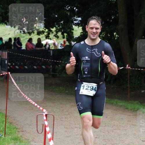 21.06.2025 - 27. Vierlanden-Triathlon Lena Gebhardt http://msf.ph/oto/8002134 15.06.2025 14:07:43 Laufen 2005, 1294 meine-sportfotos.de