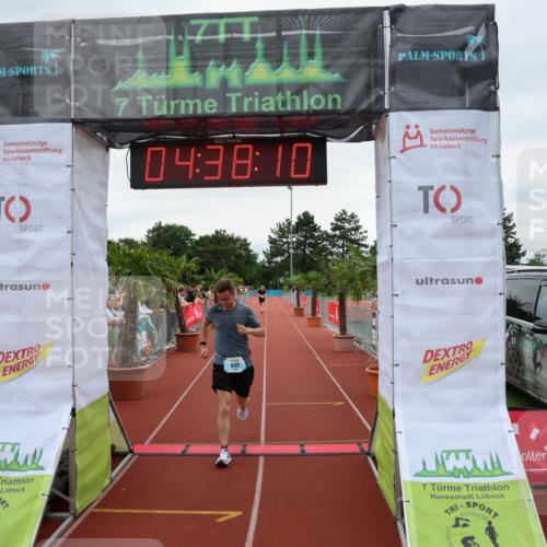 15.06.2025 - 7 Türme Triathlon Michael Strokosch http://msf.ph/oto/8002135 15.06.2025 14:38:10 Ziel 643 meine-sportfotos.de
