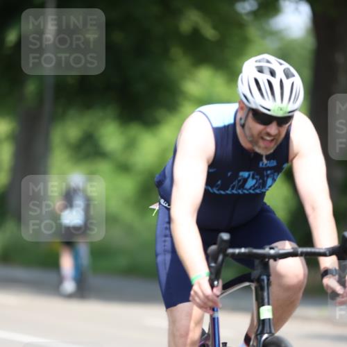 15.06.2025 - 7 Türme Triathlon Yannick Fuchs http://msf.ph/oto/8002216 15.06.2025 12:29:37 Radfahren 663 meine-sportfotos.de