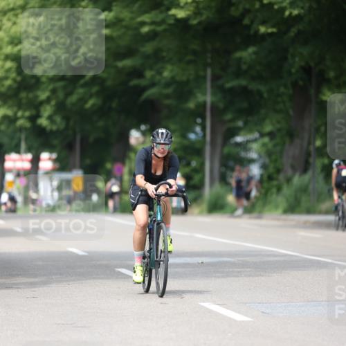 15.06.2025 - 7 Türme Triathlon Yannick Fuchs http://msf.ph/oto/8002319 15.06.2025 13:16:05 Radfahren 213, 236, 258, 368, 645, 781, 905, 966, 1179 meine-sportfotos.de