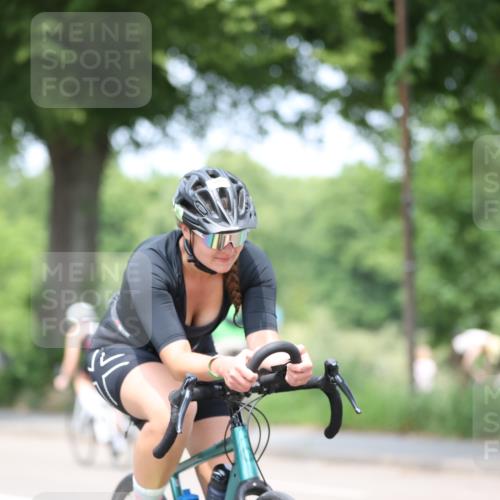 15.06.2025 - 7 Türme Triathlon Yannick Fuchs http://msf.ph/oto/8002401 15.06.2025 13:16:07 Radfahren 213, 258, 368, 645, 781, 839, 905, 966, 1179 meine-sportfotos.de