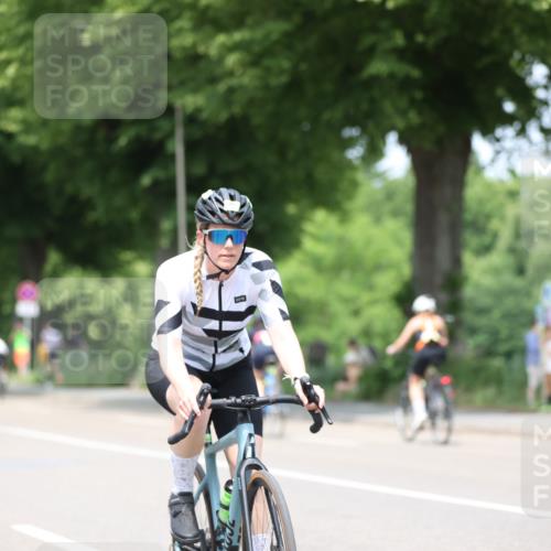 15.06.2025 - 7 Türme Triathlon Yannick Fuchs http://msf.ph/oto/8002492 15.06.2025 13:16:17 Radfahren 205, 420, 490, 514, 556, 742, 806, 825, 866, 1131 meine-sportfotos.de