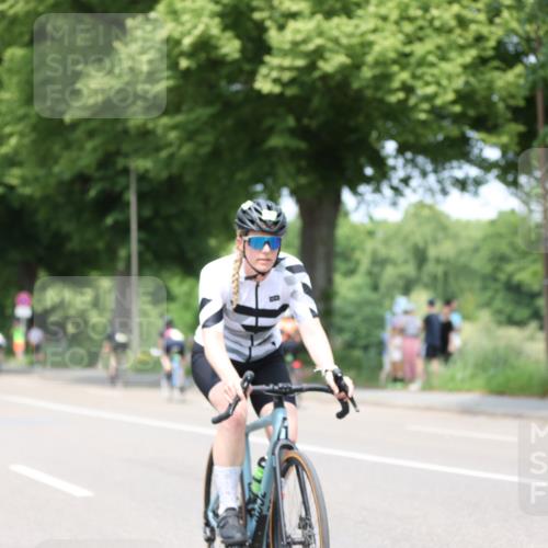 15.06.2025 - 7 Türme Triathlon Yannick Fuchs http://msf.ph/oto/8002513 15.06.2025 13:16:17 Radfahren 205, 420, 490, 514, 556, 742, 806, 825, 866, 1131 meine-sportfotos.de
