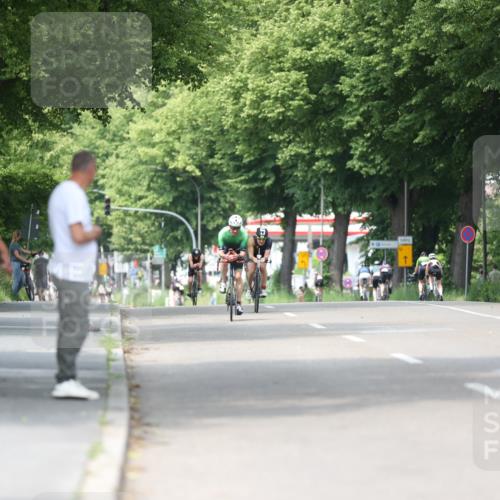 15.06.2025 - 7 Türme Triathlon Yannick Fuchs http://msf.ph/oto/8002553 15.06.2025 13:16:20 Radfahren 490, 514, 729, 742, 806, 825, 911, 934, 1131 meine-sportfotos.de