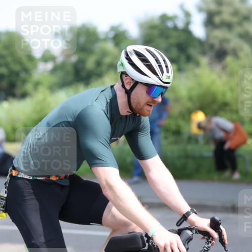 15.06.2025 - 7 Türme Triathlon Yannick Fuchs http://msf.ph/oto/8002555 15.06.2025 12:30:01 Radfahren 457 meine-sportfotos.de