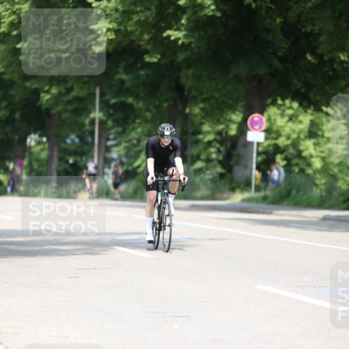 15.06.2025 - 7 Türme Triathlon Yannick Fuchs http://msf.ph/oto/8002628 15.06.2025 12:30:12 Radfahren 218, 303, 582 meine-sportfotos.de