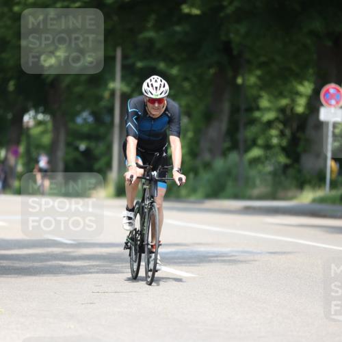 15.06.2025 - 7 Türme Triathlon Yannick Fuchs http://msf.ph/oto/8002687 15.06.2025 12:30:14 Radfahren 218, 303, 582 meine-sportfotos.de