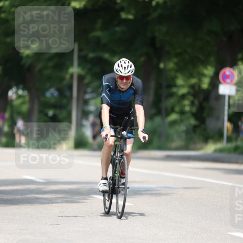 15.06.2025 - 7 Türme Triathlon Yannick Fuchs http://msf.ph/oto/8002693 15.06.2025 12:30:14 Radfahren 218, 303, 582 meine-sportfotos.de