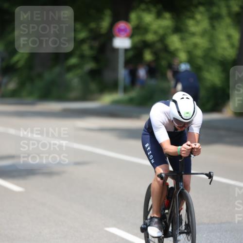 15.06.2025 - 7 Türme Triathlon Yannick Fuchs http://msf.ph/oto/8002795 15.06.2025 12:30:55 Radfahren 286, 320 meine-sportfotos.de