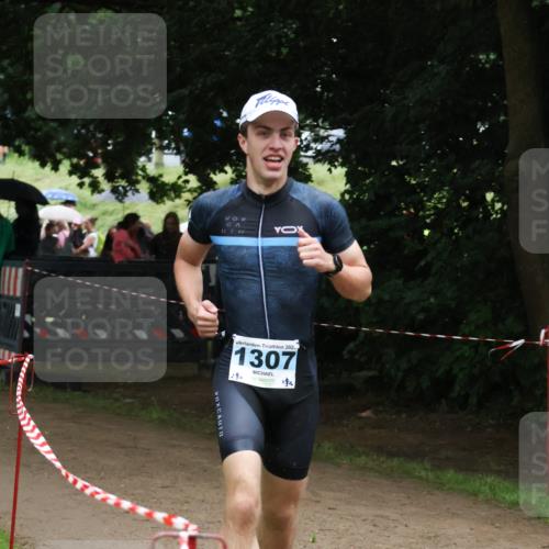 21.06.2025 - 27. Vierlanden-Triathlon Lena Gebhardt http://msf.ph/oto/8002819 15.06.2025 14:10:55 Laufen 202, 1307, 14 meine-sportfotos.de
