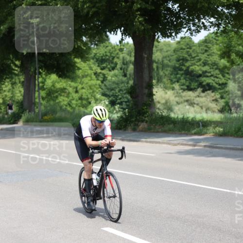 15.06.2025 - 7 Türme Triathlon Yannick Fuchs http://msf.ph/oto/8002891 15.06.2025 12:30:57 Radfahren 286, 320 meine-sportfotos.de