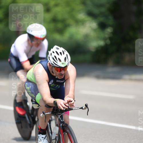 15.06.2025 - 7 Türme Triathlon Yannick Fuchs http://msf.ph/oto/8002985 15.06.2025 12:31:53 Radfahren 218, 303, 321, 564 meine-sportfotos.de