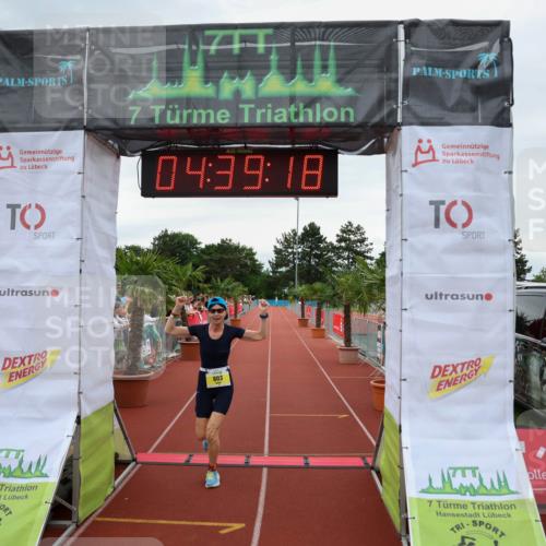 15.06.2025 - 7 Türme Triathlon Michael Strokosch http://msf.ph/oto/8002999 15.06.2025 14:39:18 Ziel 803 meine-sportfotos.de