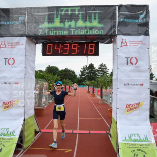 15.06.2025 - 7 Türme Triathlon Michael Strokosch http://msf.ph/oto/8003009 15.06.2025 14:39:18 Ziel 803 meine-sportfotos.de