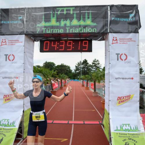 15.06.2025 - 7 Türme Triathlon Michael Strokosch http://msf.ph/oto/8003052 15.06.2025 14:39:19 Ziel 803 meine-sportfotos.de