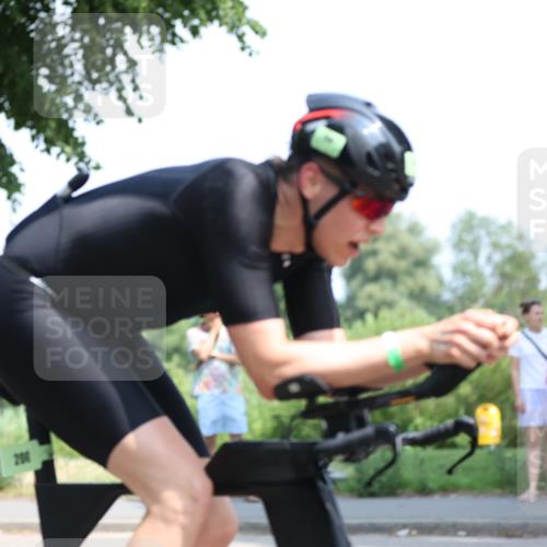 15.06.2025 - 7 Türme Triathlon Yannick Fuchs http://msf.ph/oto/8003212 15.06.2025 12:32:31 Radfahren 200 meine-sportfotos.de