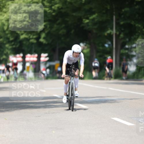 15.06.2025 - 7 Türme Triathlon Yannick Fuchs http://msf.ph/oto/8003218 15.06.2025 12:33:03 Radfahren 589 meine-sportfotos.de