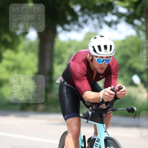 15.06.2025 - 7 Türme Triathlon Yannick Fuchs http://msf.ph/oto/8003332 15.06.2025 12:33:10 Radfahren 334, 544 meine-sportfotos.de