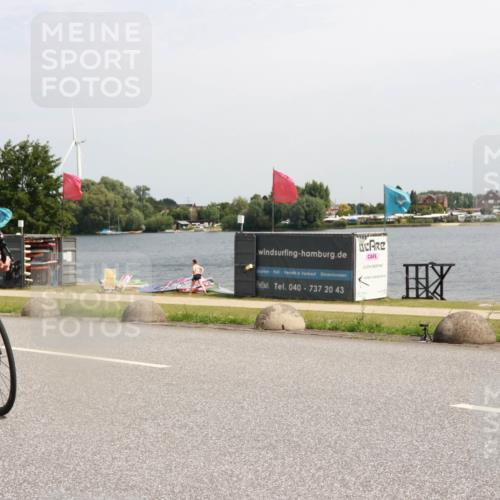 21.06.2025 - 27. Vierlanden-Triathlon H.Heesch http://msf.ph/oto/8003361 15.06.2025 11:48:04 Radfahren  meine-sportfotos.de