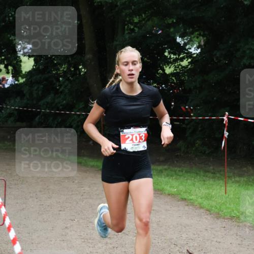 21.06.2025 - 27. Vierlanden-Triathlon Lena Gebhardt http://msf.ph/oto/8003380 15.06.2025 14:19:42 Laufen 2022, 203 meine-sportfotos.de