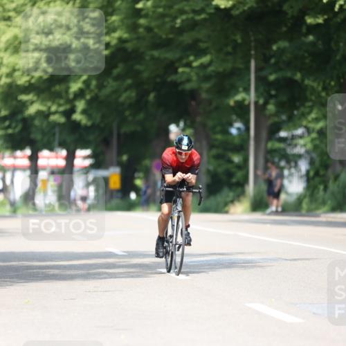 15.06.2025 - 7 Türme Triathlon Yannick Fuchs http://msf.ph/oto/8003448 15.06.2025 12:33:33 Radfahren  meine-sportfotos.de