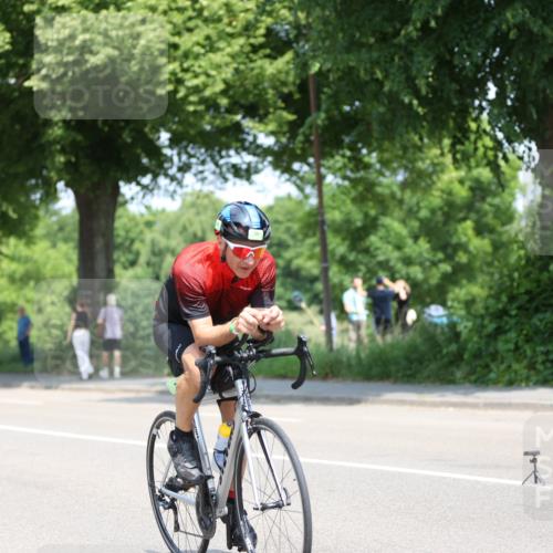 15.06.2025 - 7 Türme Triathlon Yannick Fuchs http://msf.ph/oto/8003559 15.06.2025 12:33:36 Radfahren  meine-sportfotos.de