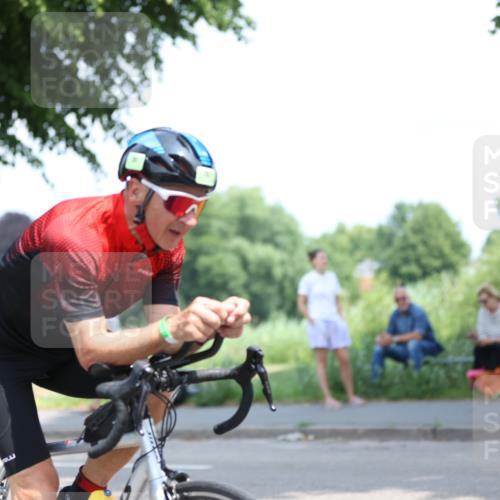 15.06.2025 - 7 Türme Triathlon Yannick Fuchs http://msf.ph/oto/8003582 15.06.2025 12:33:36 Radfahren  meine-sportfotos.de