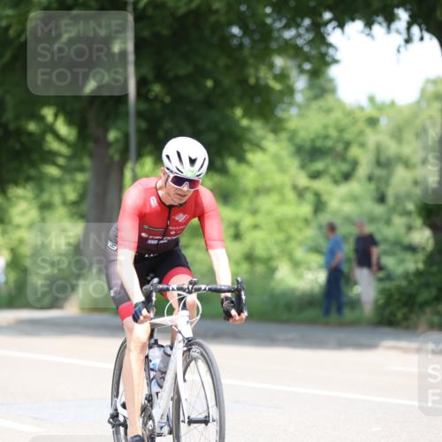 15.06.2025 - 7 Türme Triathlon Yannick Fuchs http://msf.ph/oto/8003695 15.06.2025 12:34:05 Radfahren 243, 553 meine-sportfotos.de