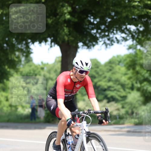 15.06.2025 - 7 Türme Triathlon Yannick Fuchs http://msf.ph/oto/8003716 15.06.2025 12:34:06 Radfahren 243 meine-sportfotos.de