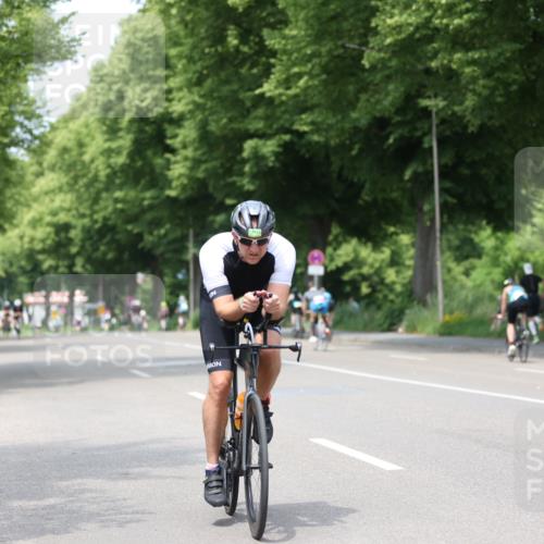 15.06.2025 - 7 Türme Triathlon Yannick Fuchs http://msf.ph/oto/8003717 15.06.2025 13:17:03 Radfahren 366, 563, 583, 706, 1039, 1188 meine-sportfotos.de