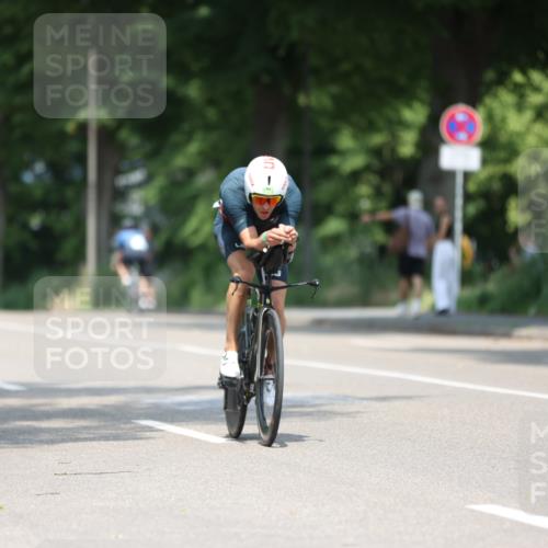 15.06.2025 - 7 Türme Triathlon Yannick Fuchs http://msf.ph/oto/8003756 15.06.2025 12:34:09 Radfahren 243 meine-sportfotos.de