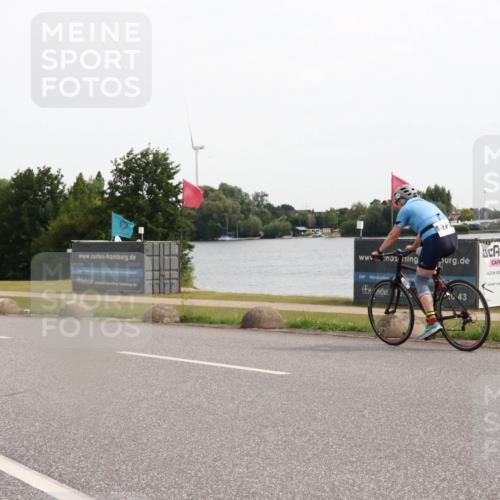 15.06.2025 - 27. Vierlanden-Triathlon H.Heesch http://msf.ph/oto/8003791 15.06.2025 10:30:54 Radfahren 51, 553, 572 meine-sportfotos.de
