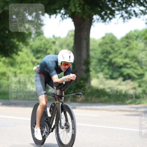 15.06.2025 - 7 Türme Triathlon Yannick Fuchs http://msf.ph/oto/8003801 15.06.2025 12:34:10 Radfahren 243 meine-sportfotos.de