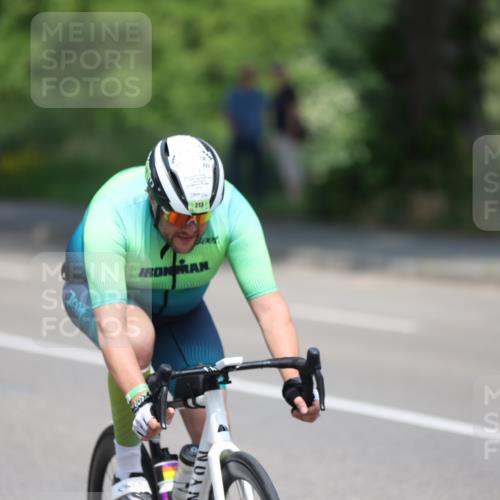 15.06.2025 - 7 Türme Triathlon Yannick Fuchs http://msf.ph/oto/8003900 15.06.2025 12:34:51 Radfahren 213, 338, 383 meine-sportfotos.de
