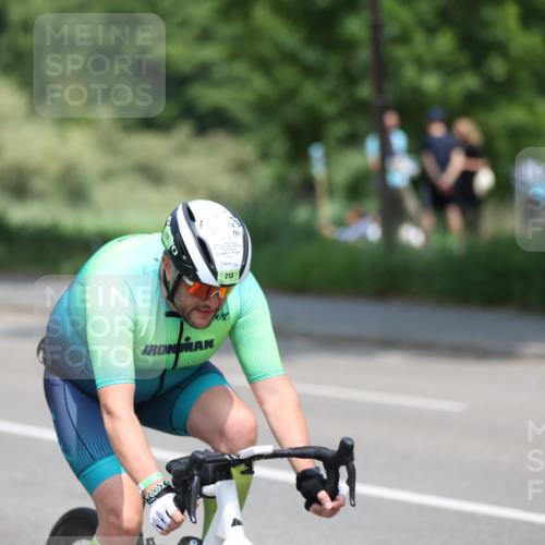 15.06.2025 - 7 Türme Triathlon Yannick Fuchs http://msf.ph/oto/8003917 15.06.2025 12:34:51 Radfahren 213, 338, 383 meine-sportfotos.de
