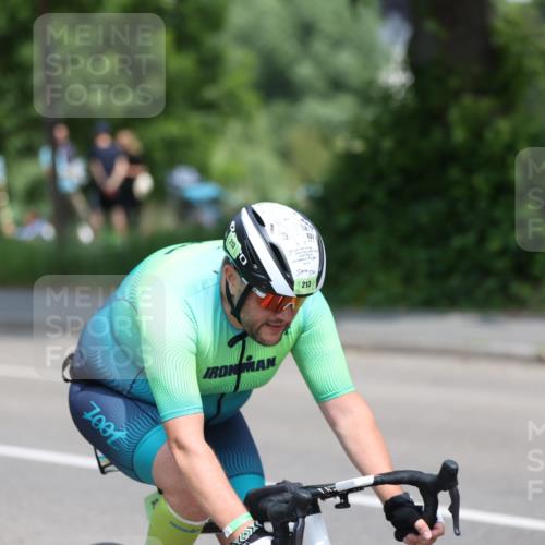 15.06.2025 - 7 Türme Triathlon Yannick Fuchs http://msf.ph/oto/8003930 15.06.2025 12:34:51 Radfahren 213, 338, 383 meine-sportfotos.de