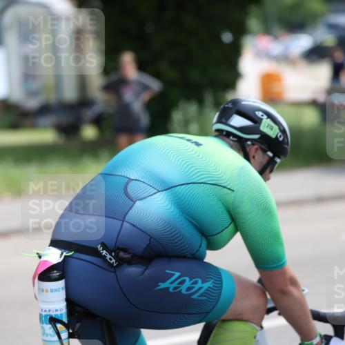 15.06.2025 - 7 Türme Triathlon Yannick Fuchs http://msf.ph/oto/8003967 15.06.2025 12:34:52 Radfahren 213, 338, 383 meine-sportfotos.de