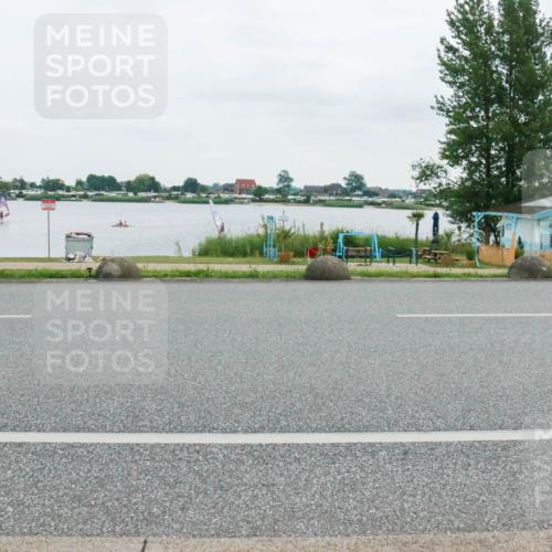 21.06.2025 - 27. Vierlanden-Triathlon H.Heesch http://msf.ph/oto/8003977 15.06.2025 12:57:30 Radfahren 1118 meine-sportfotos.de