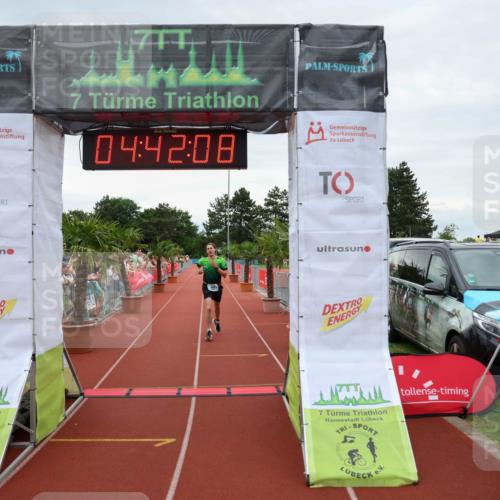 15.06.2025 - 7 Türme Triathlon Michael Strokosch http://msf.ph/oto/8003986 15.06.2025 14:42:08 Ziel 503 meine-sportfotos.de